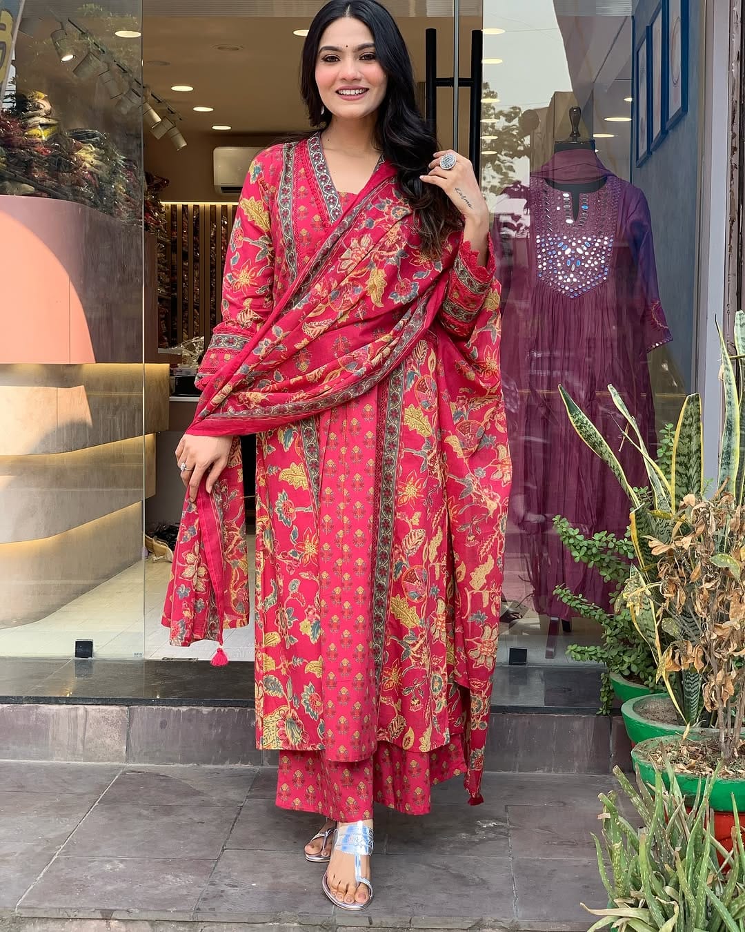 Exclusive Kurti With Pocket On Both Sides