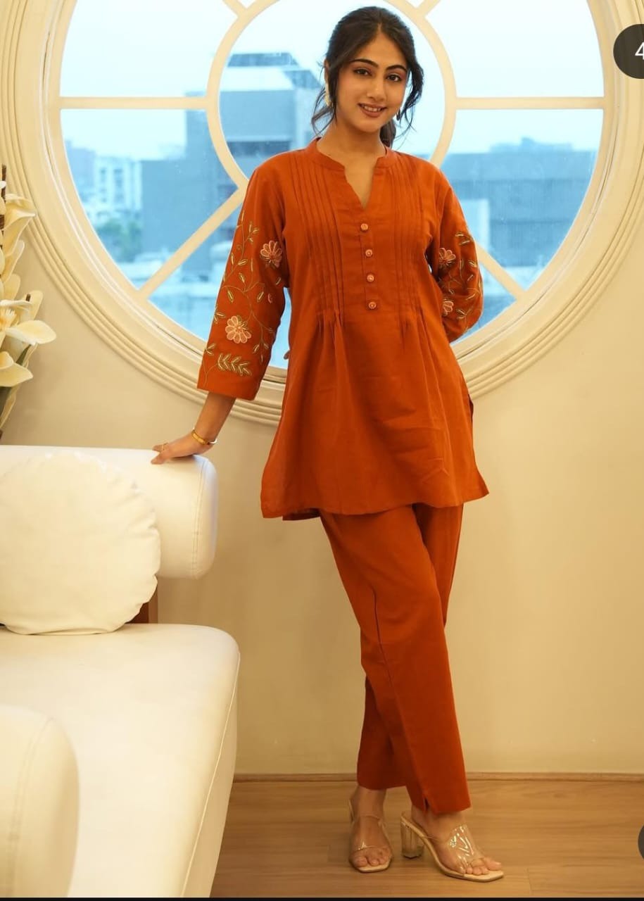 Jaipur Premium Elegant Rust Orange Kurta Set With Floral Embroidery